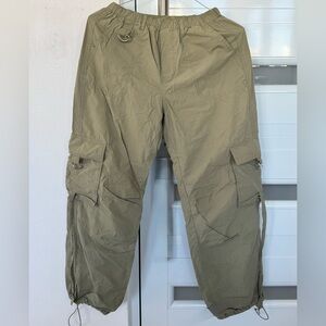 PacSun Olive  Green Cargo Pants for Women. Size S
